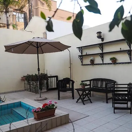 Luxurious With Pool *