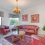 Luxurious With Pool Вилла *