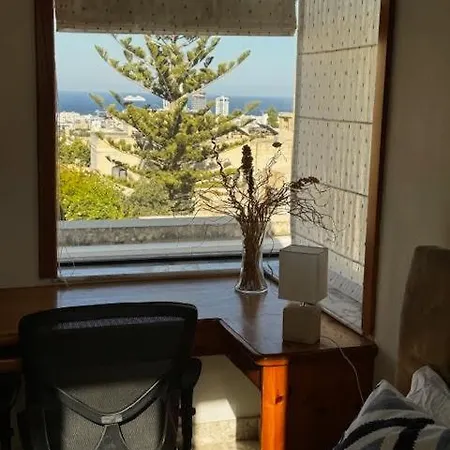 别墅 Luxurious With Pool Is-Swieqi