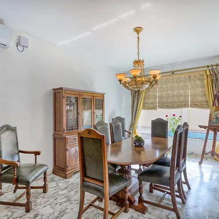 Luxurious With Pool Villa *