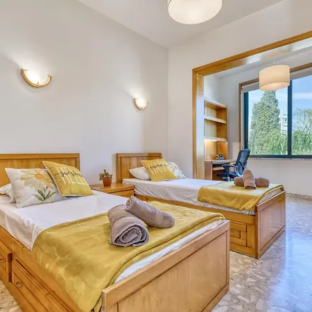 Luxurious With Pool Villa *