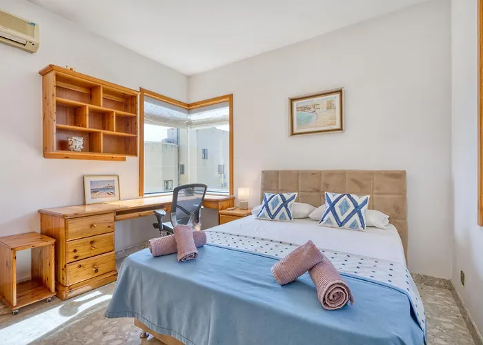 Luxurious With Pool Villa Is-Swieqi