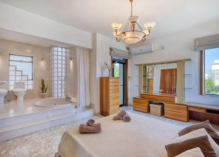 Luxurious With Pool Villa *