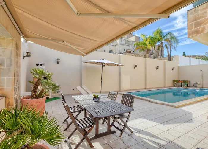 Villa Luxurious With Pool Is-Swieqi