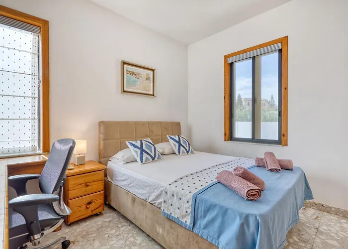 Villa Luxurious With Pool